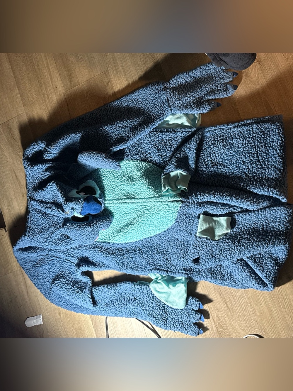 Disney Stitch Fuzzy Hooded Robe Size Large
